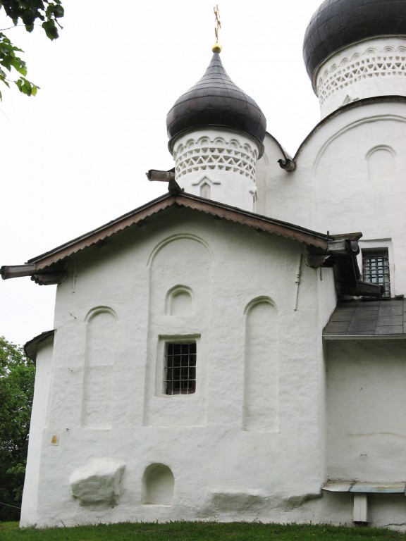 Церковь Василия Великого на Горке, Псков (Псков, город, Псковская область). архитектурные детали, Северный фасад придела Иоанна Богослова