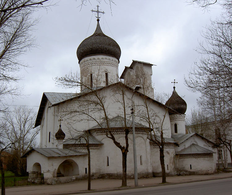 Псков. Церковь Николая Чудотворца со Усохи. фасады