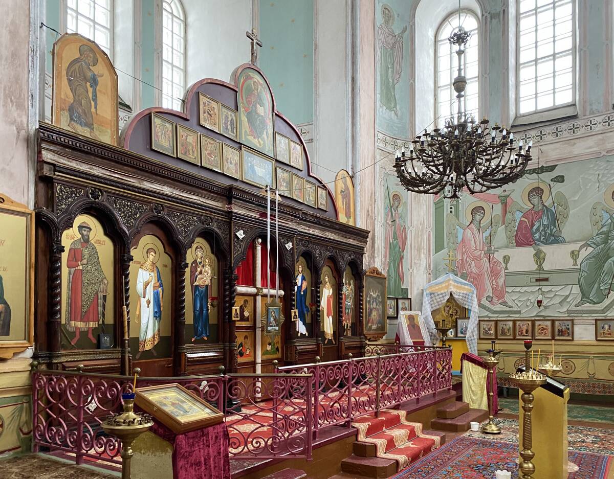 Церковь Михаила Архангела, Вышегород (Дедовичский район, Псковская область). интерьер и убранство, Главный иконостас