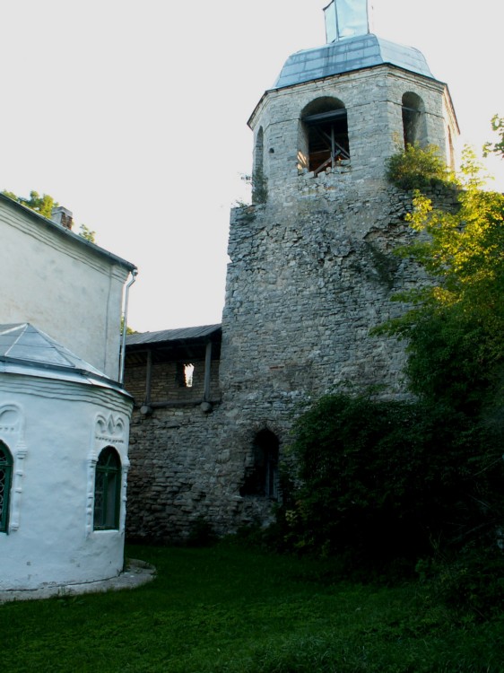 Церковь Николая Чудотворца, Порхов (Порховский район, Псковская область). фасады