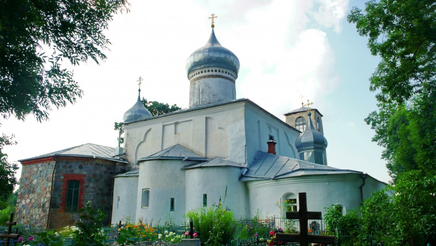 Виделебье. Церковь Николая Чудотворца. общий вид в ландшафте