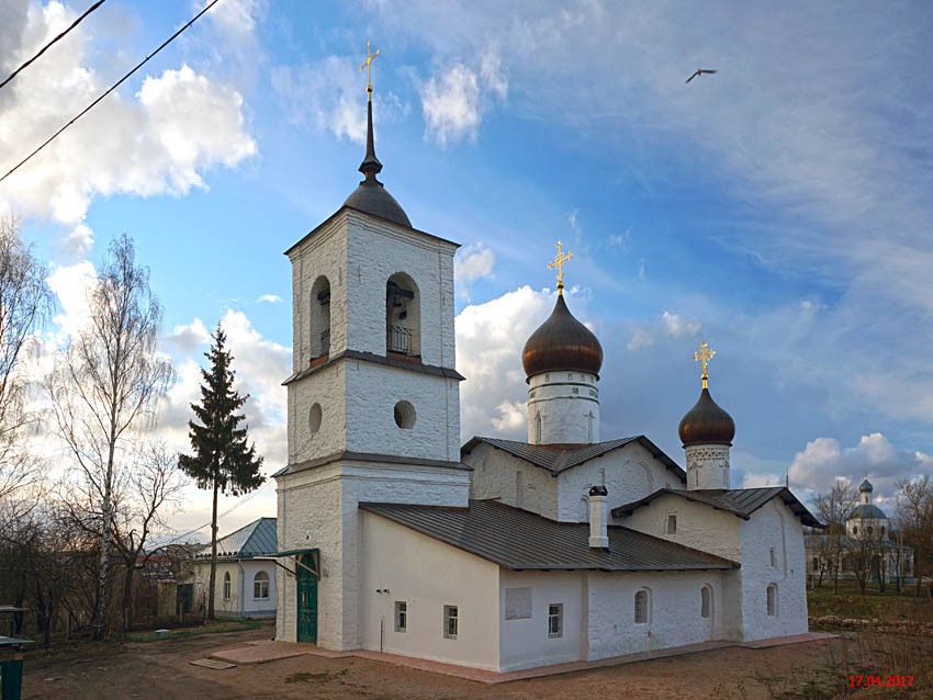 Остров. Церковь Николая Чудотворца. фасады