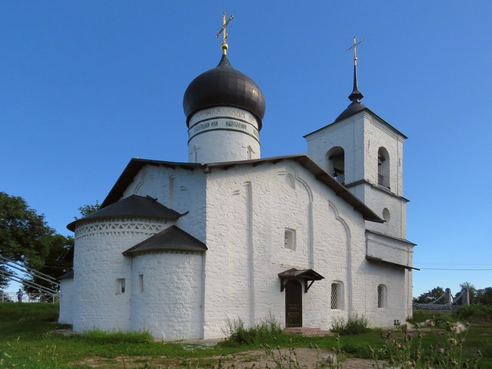 Остров. Церковь Николая Чудотворца. фасады