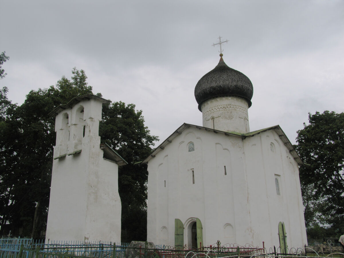 Церковь Илии Пророка, Выбуты (Псковский район, Псковская область). фасады
