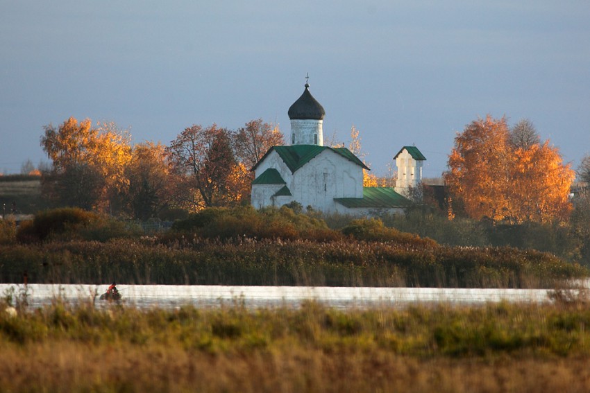 Церковь Николая Чудотворца, Устье (Псковский район, Псковская область). фасады