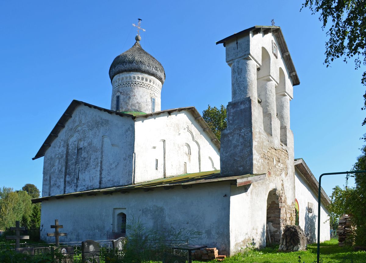 Церковь Николая Чудотворца, Устье (Псковский район, Псковская область). фасады