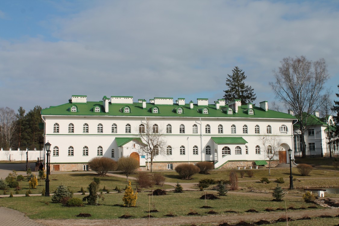 Спасо-Елеазаровский женский монастырь, Елизарово (Псковский район, Псковская область). дополнительная информация,  Первый сестринский корпус