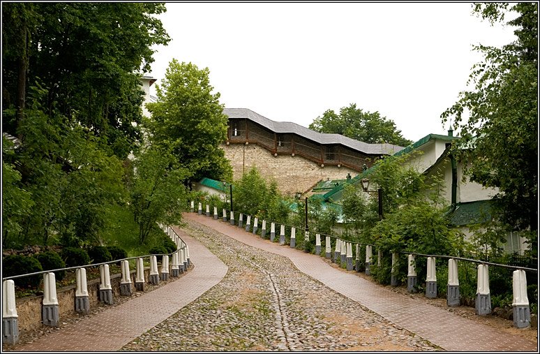 Успенский Псково-Печерский монастырь, Печоры (Печорский район, Псковская область). дополнительная информация