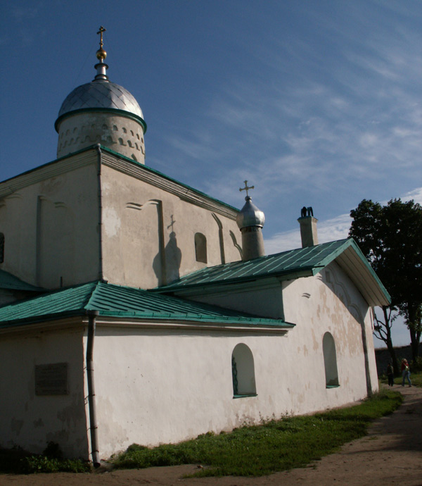 Собор Николая Чудотворца, Изборск (Печорский район, Псковская область). архитектурные детали