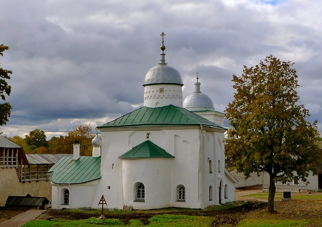 Собор Николая Чудотворца, Изборск (Печорский район, Псковская область). фасады