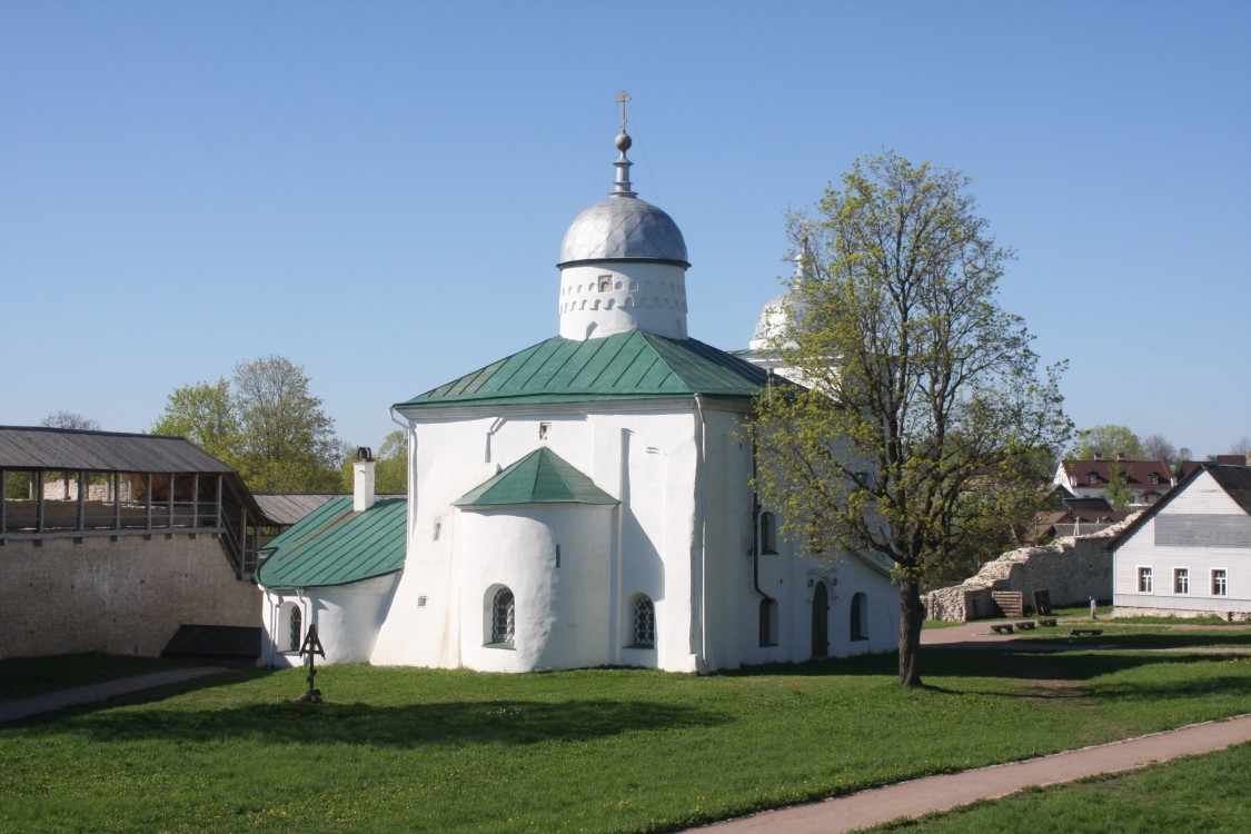 Собор Николая Чудотворца, Изборск (Печорский район, Псковская область). фасады