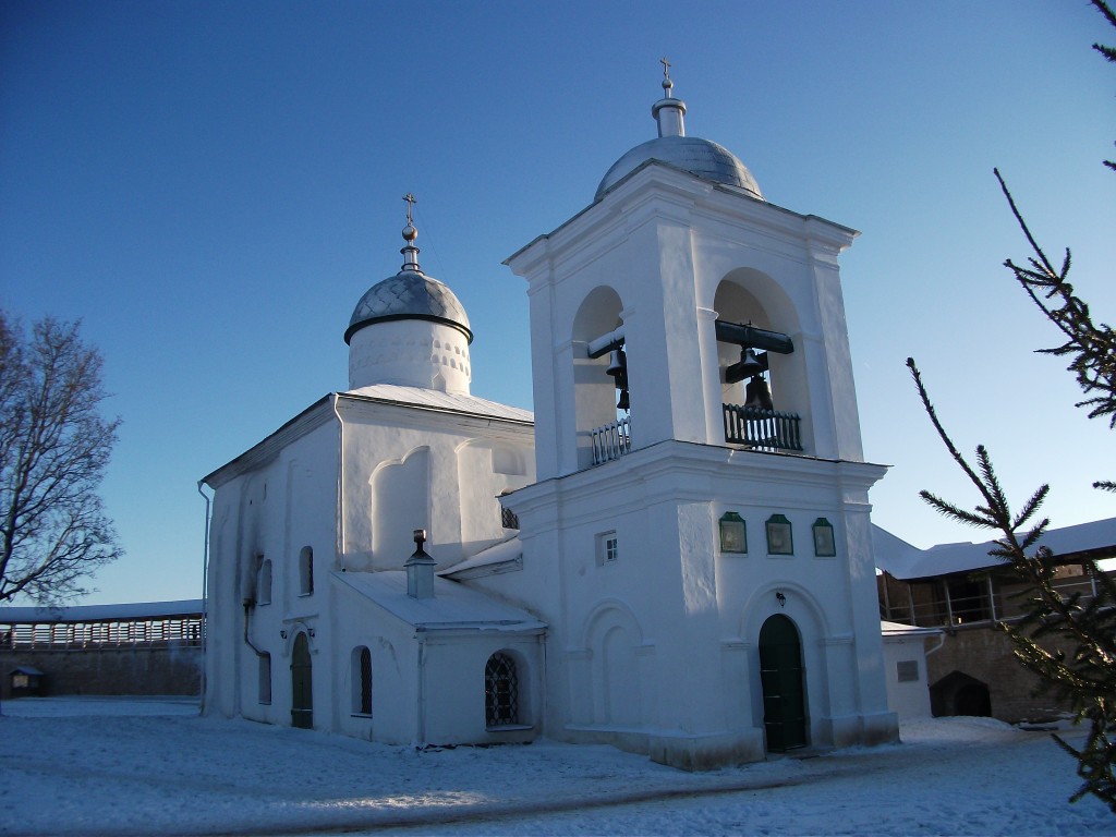 Собор Николая Чудотворца, Изборск (Печорский район, Псковская область). фасады