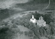 Церковь Успения Пресвятой Богородицы, Фото 1960-х гг. из архива Бориса Скобельцина<br>, Мелетово, Псковский район, Псковская область