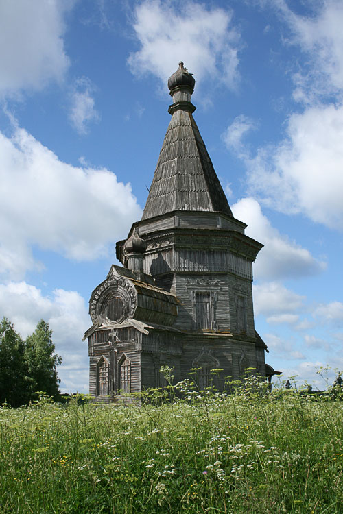 Сретено-Михайловская церковь, Красная Ляга, урочище (Каргопольский район, Архангельская область). фасады