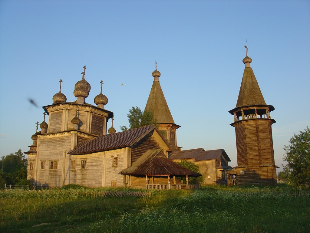 Храмовый комплекс Лядинского погоста, Столетовская (Лядины) (Каргопольский район, Архангельская область). фасады