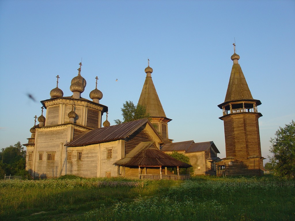 Столетовская (Лядины). Ансамбль Лядинского погоста. фасады