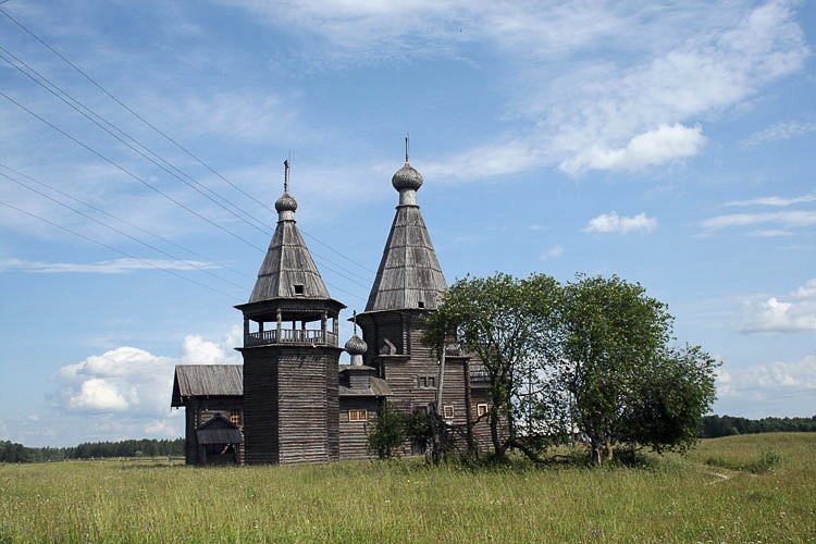 Заляжье (Саунино). Церковь Иоанна Златоуста на Саунинском погосте. фасады