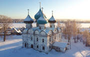 Каргополь. Воскресения Христова, церковь