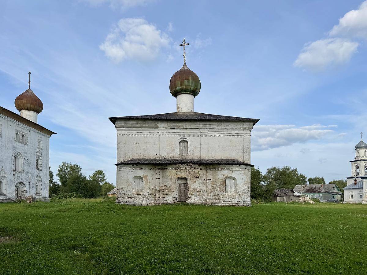 Вид с востока, фасады. Церковь Николая Чудотворца, Каргополь (Каргопольский район, Архангельская область)