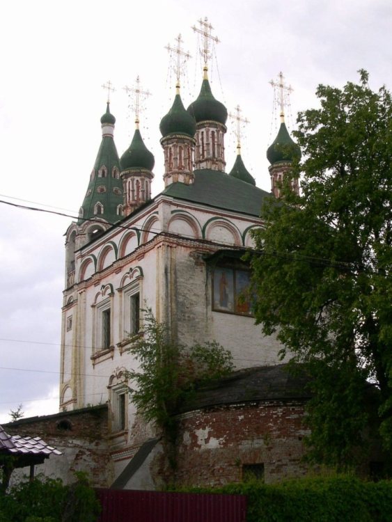 Серпухов. Церковь Троицы Живоначальной. фасады, вид с юго-востока