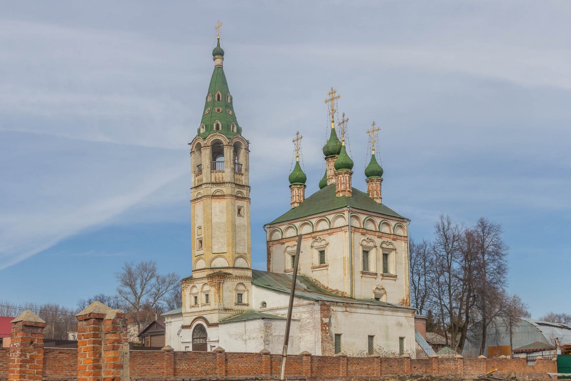 Серпухов. Церковь Троицы Живоначальной. фасады, Вид с юго-запада
