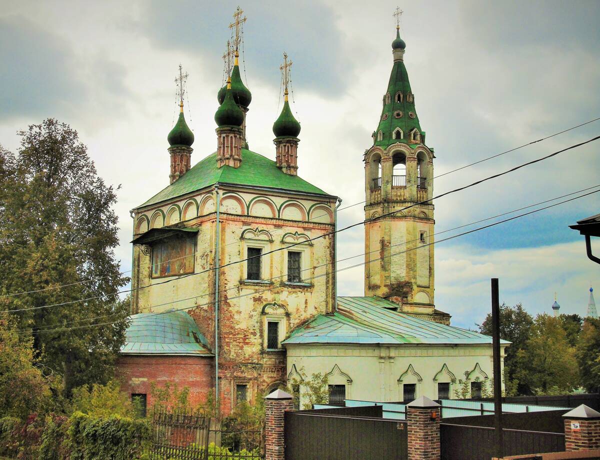 Церковь Троицы Живоначальной, Серпухов (Серпуховский городской округ и гг. Протвино, Пущино, Московская область). фасады