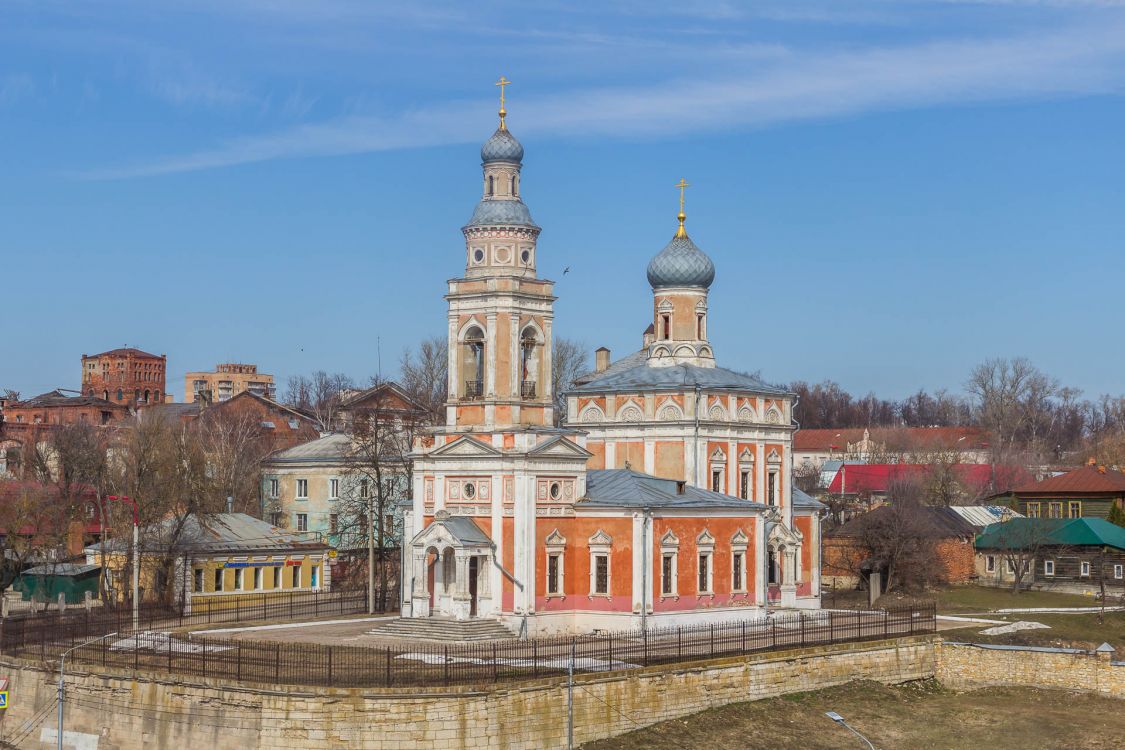 Серпухов. Церковь Успения Пресвятой Богородицы. фасады, Вид с юго-запада