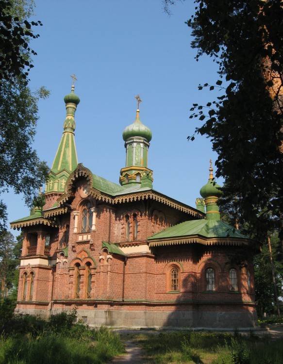 Приозерск. Церковь Всех Святых. фасады, Общий вид с юго-востока