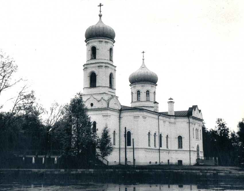 Собор Богоявления Господня, Вышний Волочёк (Вышневолоцкий район и г. Вышний Волочёк, Тверская область). фасады