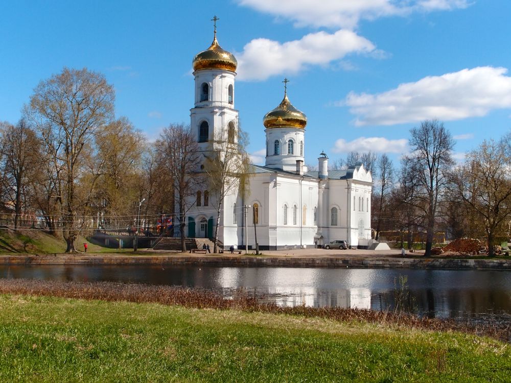 Храмы в вышнем волочке