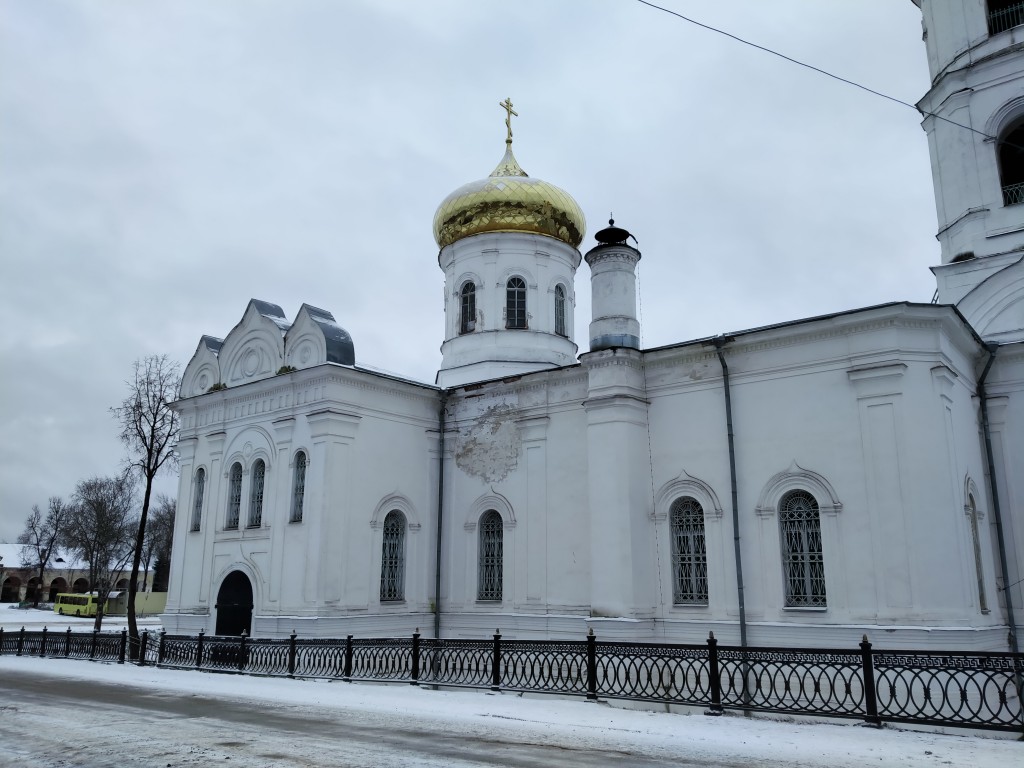 Собор Богоявления Господня, Вышний Волочёк (Вышневолоцкий район и г. Вышний Волочёк, Тверская область). фасады