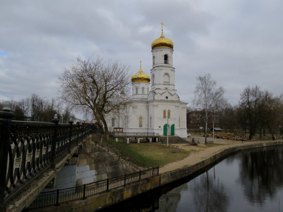 Собор Богоявления Господня, Вышний Волочёк (Вышневолоцкий район и г. Вышний Волочёк, Тверская область). фасады