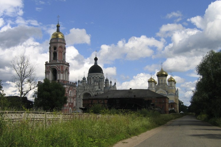Вышний Волочёк. Казанский монастырь. фасады