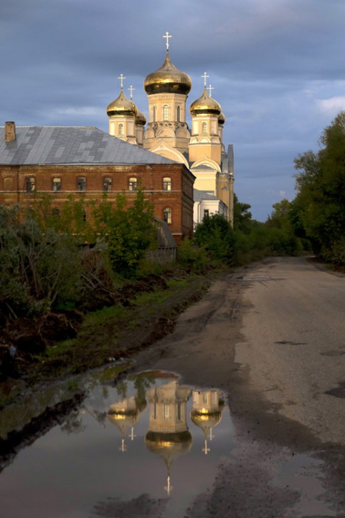 Вышний Волочёк. Казанский монастырь. фасады