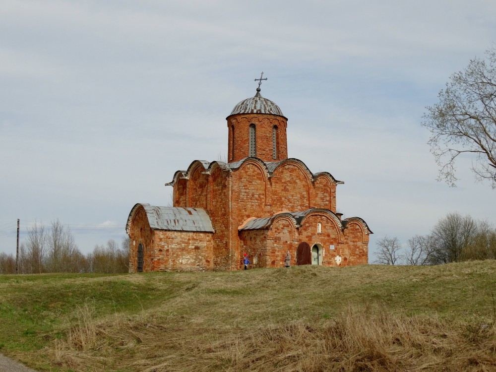 Церковь Преображения Господня на Ковалёве, Ковалёво (Новгородский район, Новгородская область). фасады
