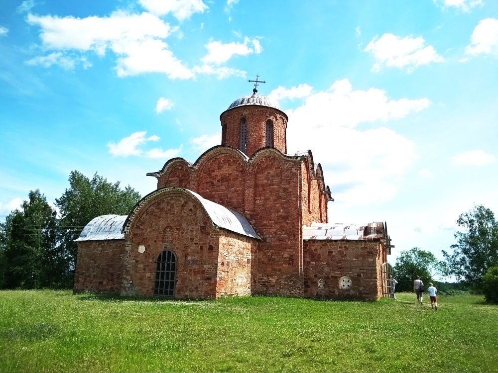 Церковь Преображения Господня на Ковалёве, Ковалёво (Новгородский район, Новгородская область). фасады