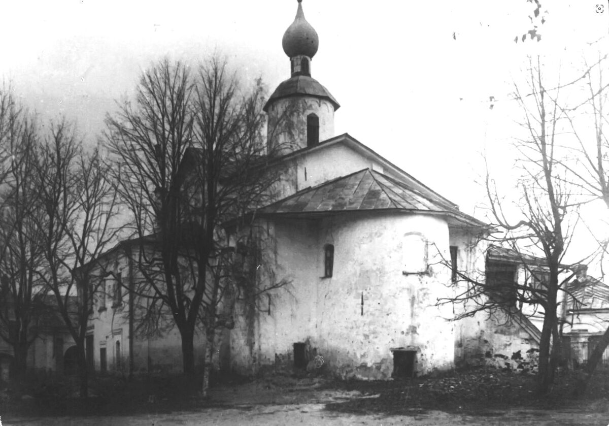Церковь Параскевы Пятницы на Торгу, Великий Новгород (Великий Новгород, город, Новгородская область). архивная фотография, Фото 1926-1933 гг. Источник:https://novgorod-iss.kamiscloud.ru/entity/OBJECT/404506