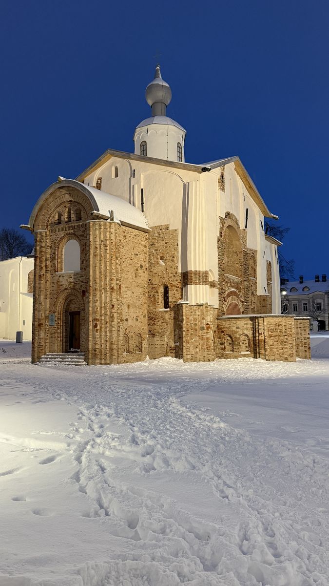 художественные фотографии. Церковь Параскевы Пятницы на Торгу, Великий Новгород (Великий Новгород, город, Новгородская область)