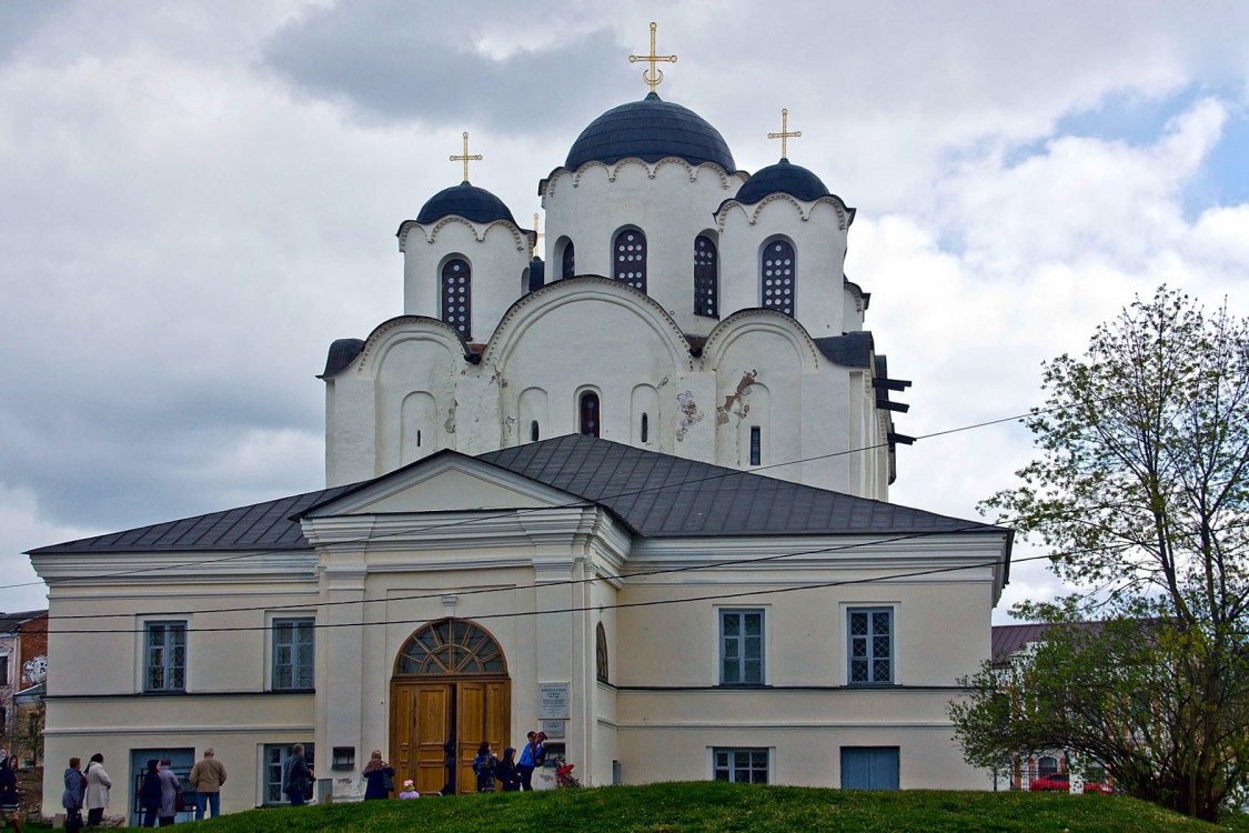 Великий Новгород. Собор Николая Чудотворца на Ярославовом дворище. фасады