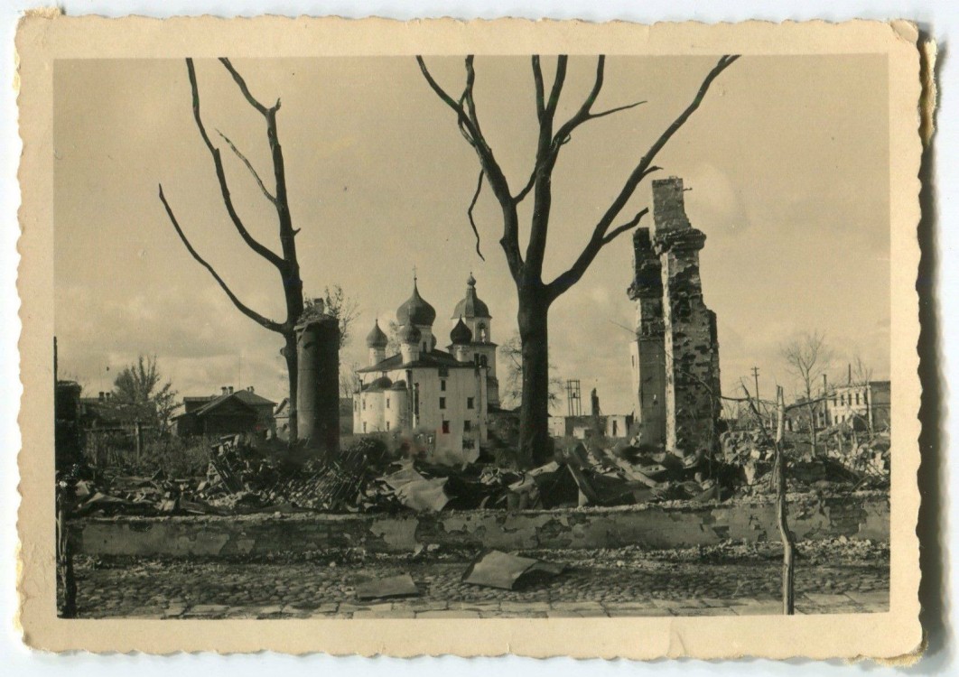 Великий Новгород. Церковь Феодора Стратилата на Щиркове улице. архивная фотография, Фото 1941 г. с аукциона e-bay.de