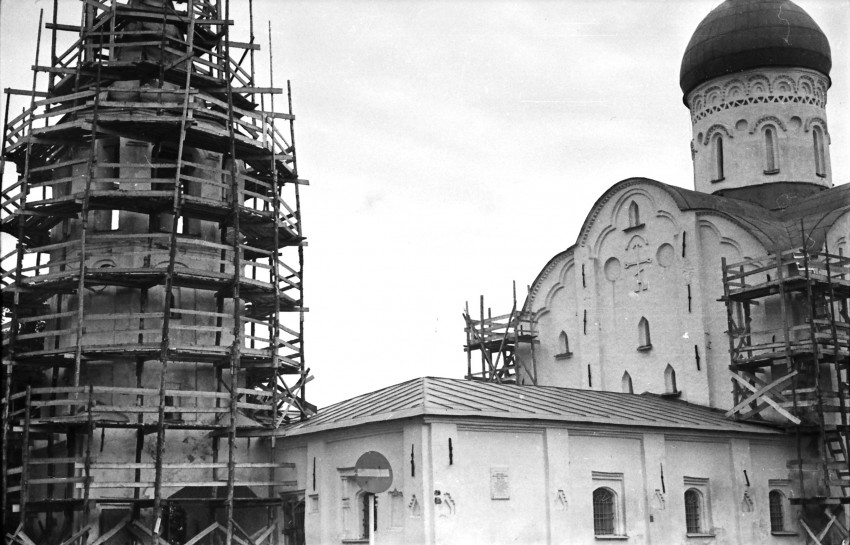 Церковь Феодора Стратилата на Ручью, Великий Новгород (Великий Новгород, город, Новгородская область). фасады