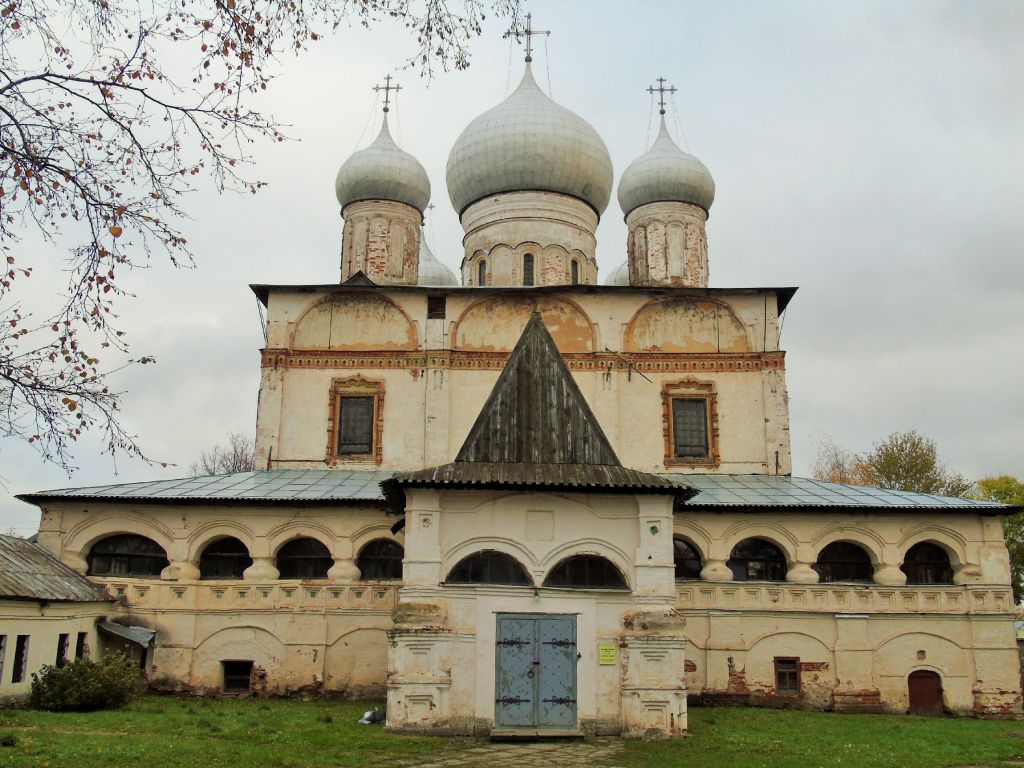 Великий Новгород. Собор иконы Божией Матери 