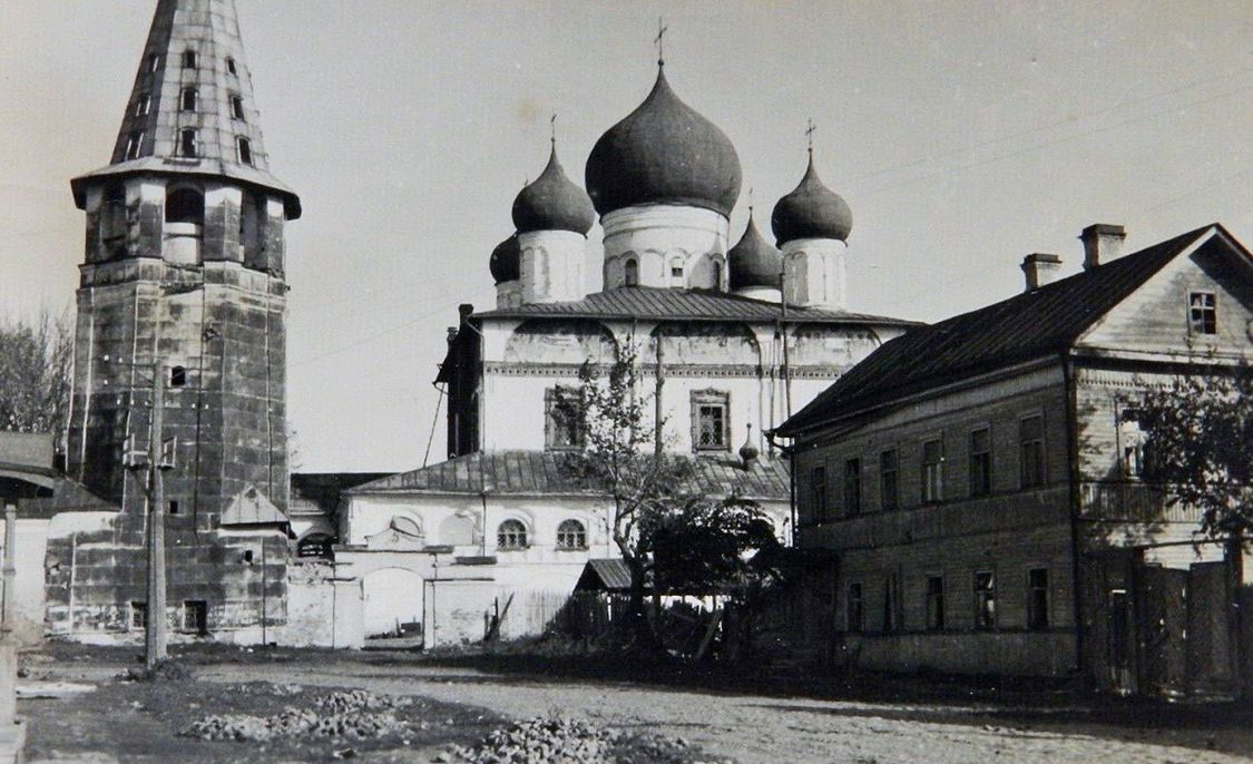 Великий Новгород. Собор иконы Божией Матери 