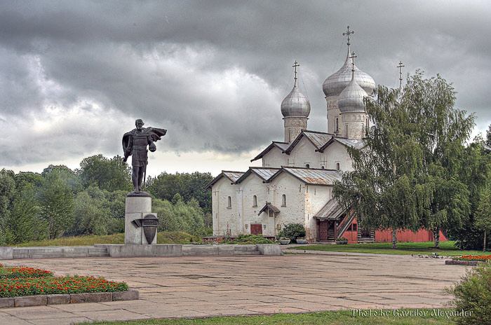 Церковь Бориса и Глеба в Плотниках, Великий Новгород (Великий Новгород, город, Новгородская область). общий вид в ландшафте
