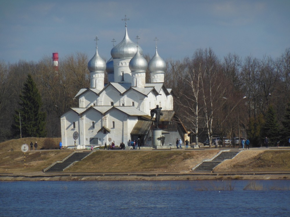 Великий Новгород. Церковь Бориса и Глеба в Плотниках. фасады