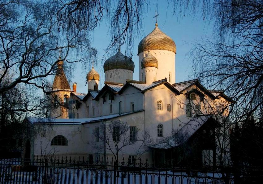 Великий Новгород. Церковь Филиппа апостола и Николая Чудотворца. фасады