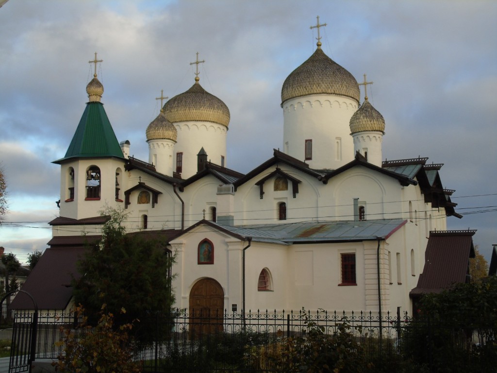 Великий Новгород. Церковь Филиппа апостола и Николая Чудотворца. фасады