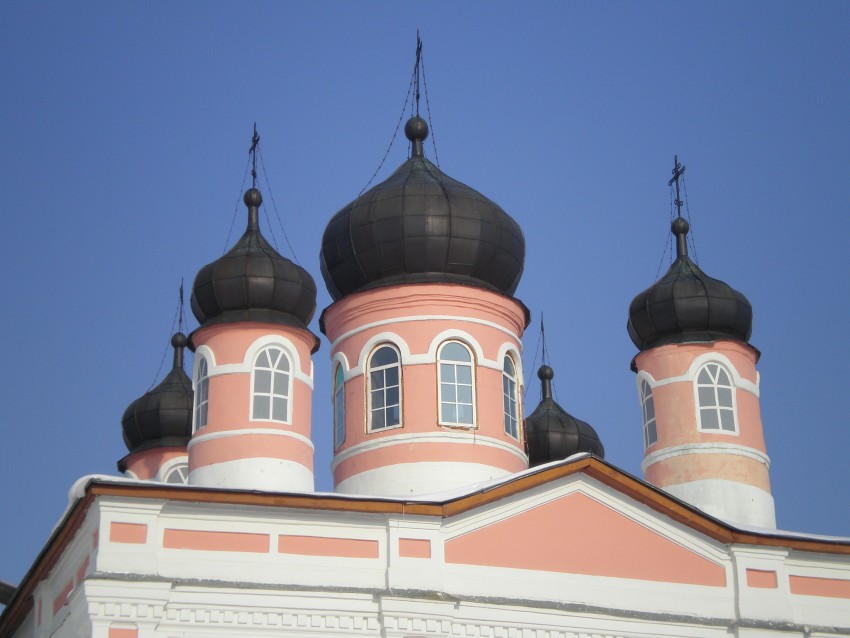 Церковь Троицы Живоначальной, Ямская Слобода (Крестецкий район, Новгородская область). архитектурные детали