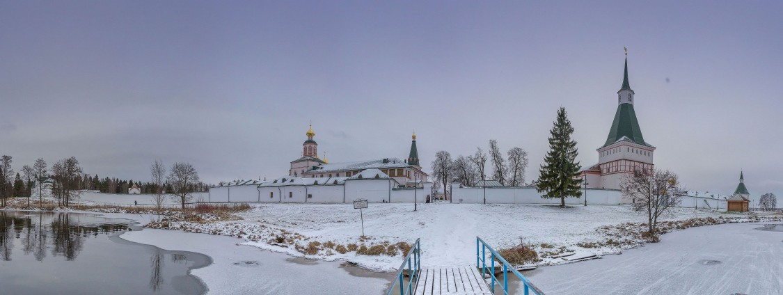 Валдай. Иверский монастырь. фасады