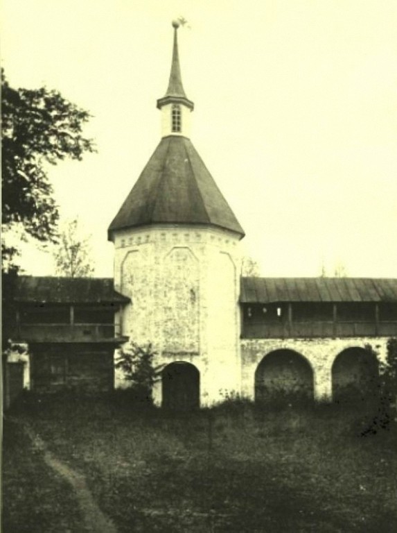 Валдай. Иверский монастырь. архивная фотография